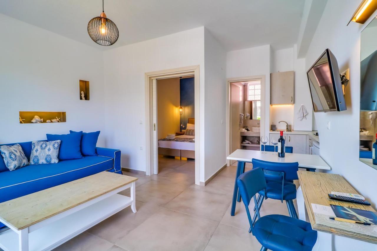 Theros Villas & Suites Χρυσή Αμμουδιά Εξωτερικό φωτογραφία