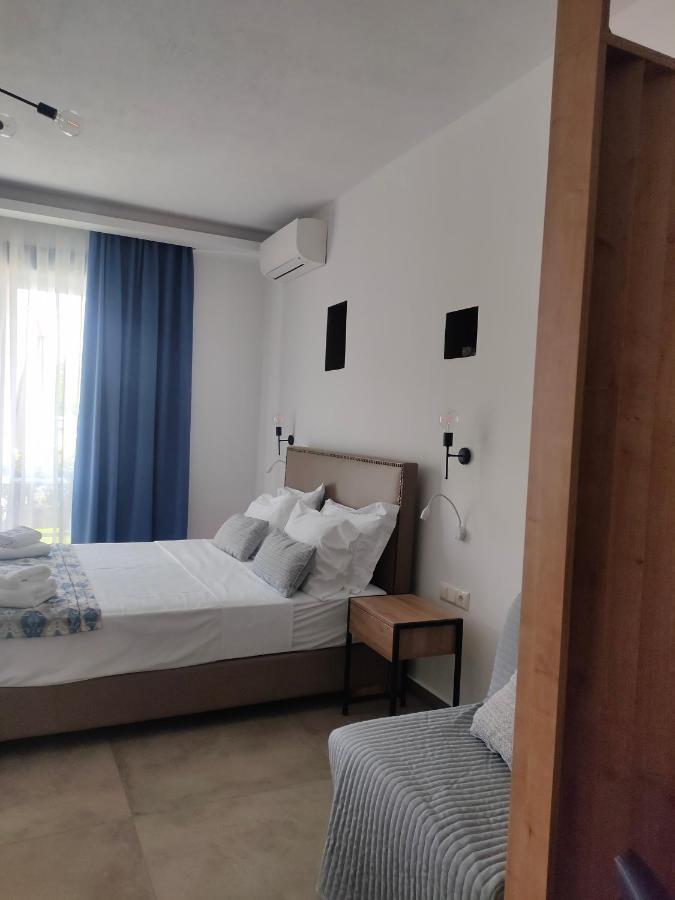 Theros Villas & Suites Χρυσή Αμμουδιά Εξωτερικό φωτογραφία